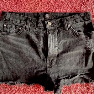 Gray black girlfriend high-rise shorts